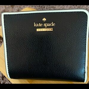 Kate spade patterson drive painted edge black L- zip bifold wallet